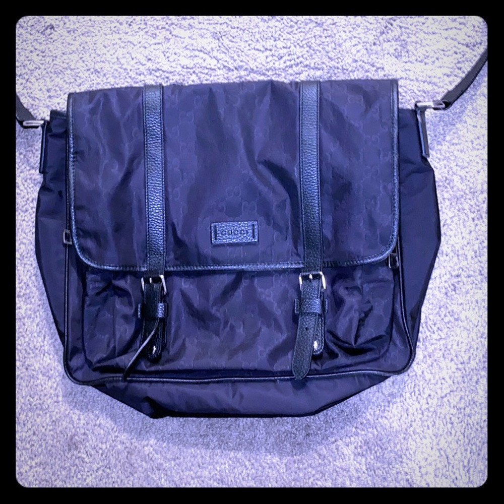 Gucci Messenger Bag